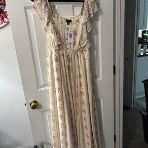 Torrid floral maxi dress 00 large 10